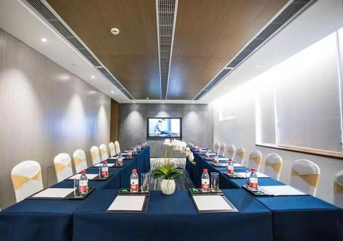 一场绿意盎然的商务盛会 农场i会议草坪餐宴会务服务全攻略